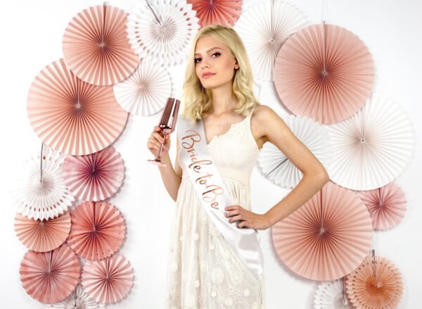Faixa “Bride to Be” Branca – 75 cm - Image 2