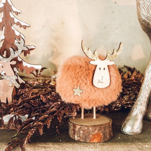 Veado Decorativo em Madeira com Pelo Camel - Image 2