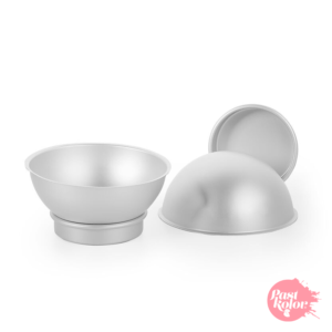 Set de moldes de alumínio semi-esféricos com bases para criar bolos em formato de esfera.
